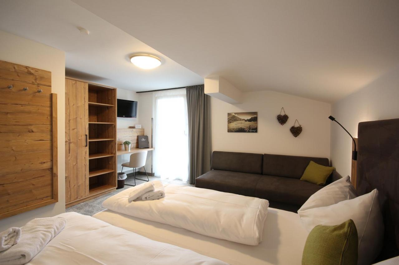 Landhotel Laudersbach アルテンマルクト・イム・ポンガウ エクステリア 写真
